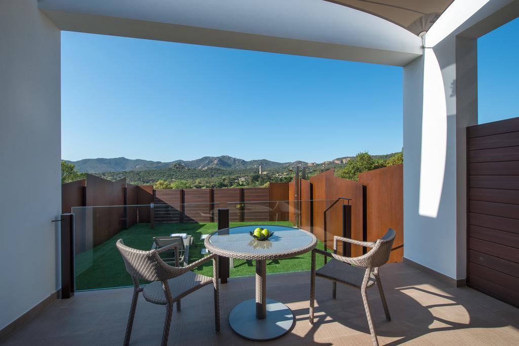 Suites Natura Mas Tapiolas Santa Cristina d'Aro Room photo
